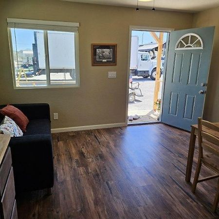 Tiny Cabin #19 American Trails Quartzsite 外观 照片